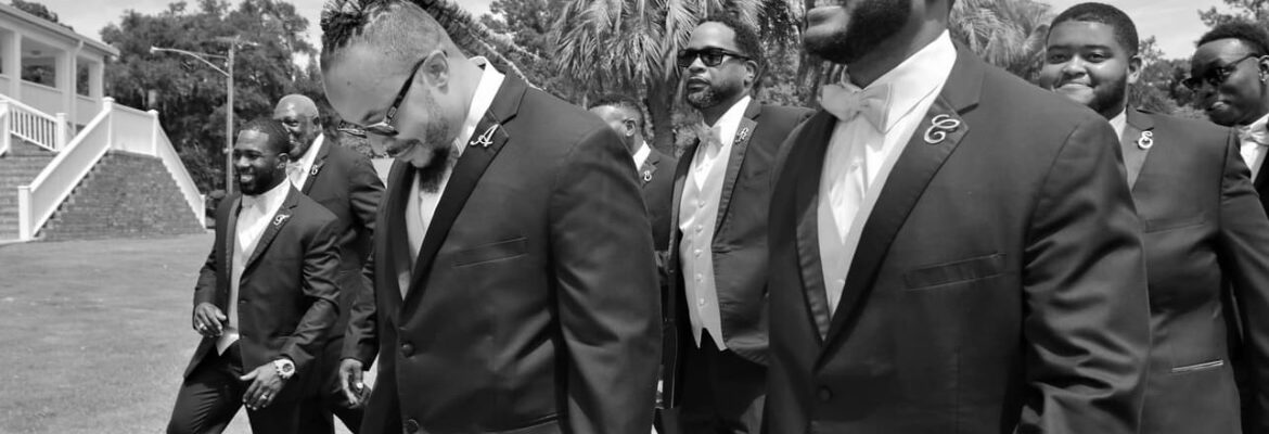 M. Frayer Photos & Travel LLC