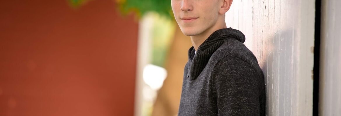 B. Farnum Photography