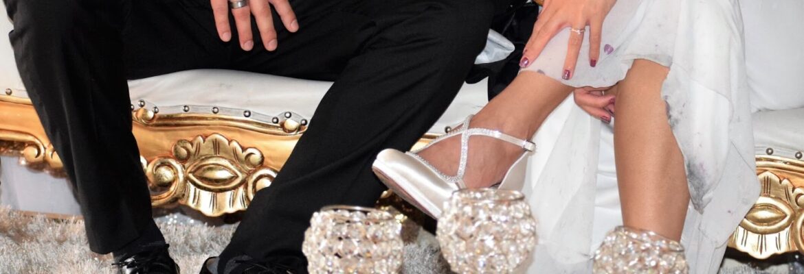 Las Vegas Wedding Photographer (Heart Kissed Photo)