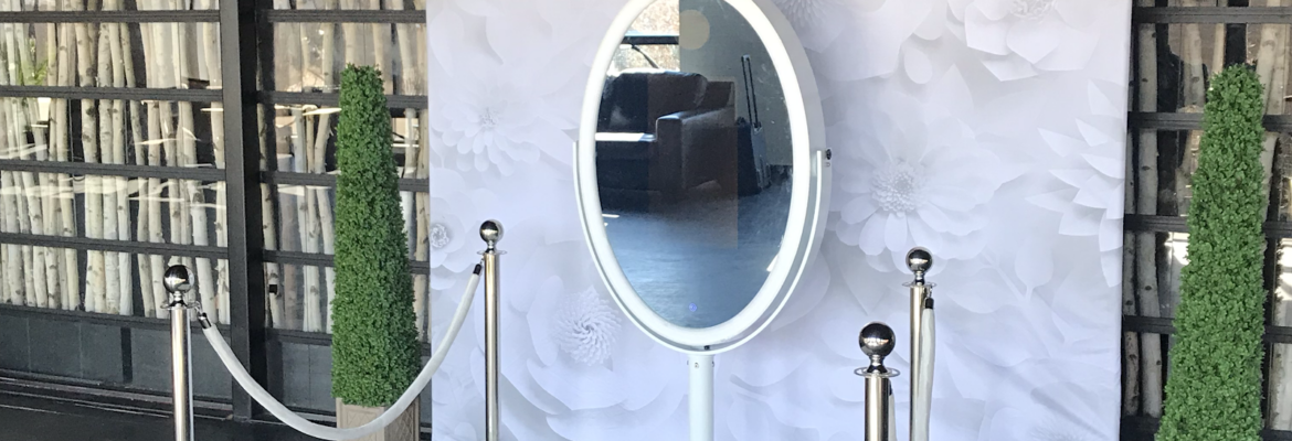 Cool Cliq Photo Booth Rentals