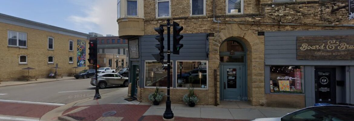 Holly Stoenner Photography