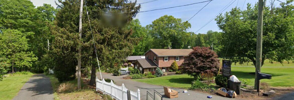 Bergs Canvas Gallery